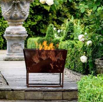 Outdoor Norfolk Firebowl - Rust | Ivyline